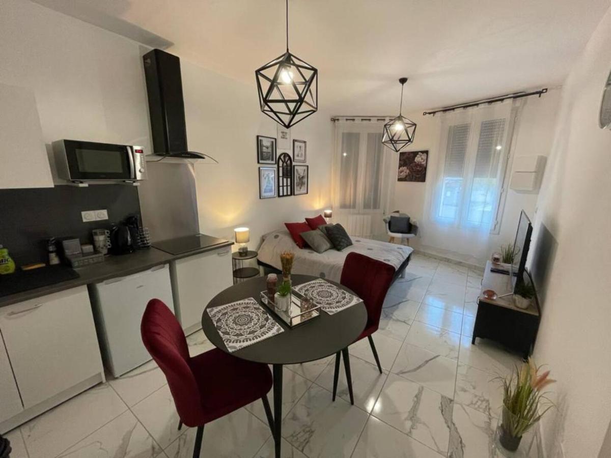 Le Dolce Vita - Centre Historique, Proche Toutes Commodites, Stationnement Aise, Wifi-Netflix นีออร์ ภายนอก รูปภาพ