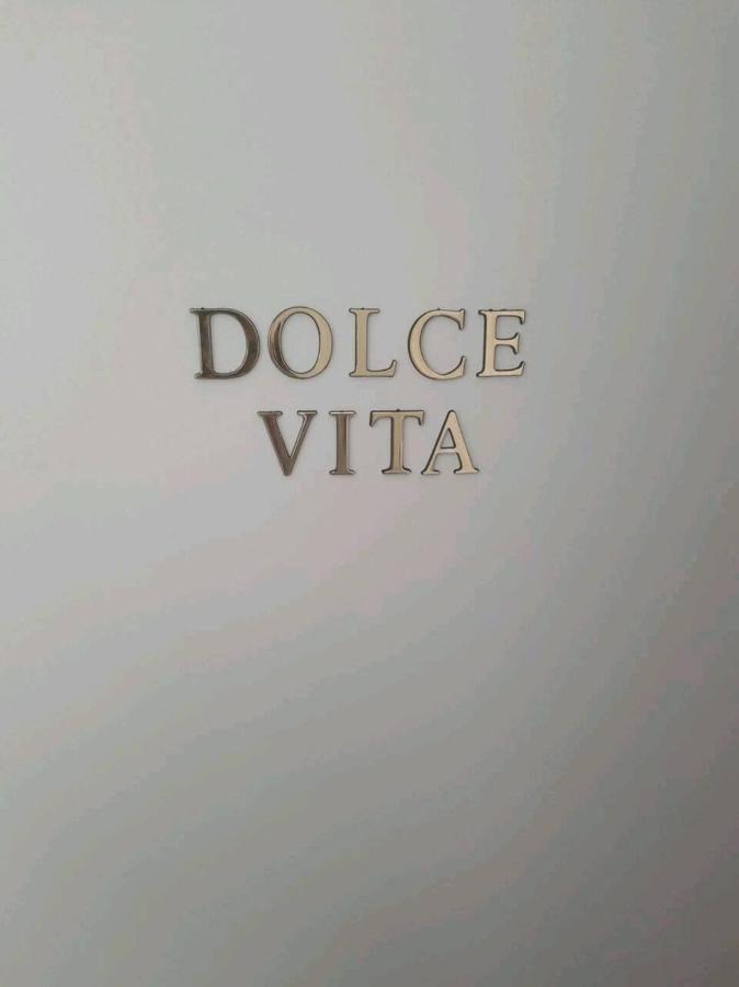 Le Dolce Vita - Centre Historique, Proche Toutes Commodites, Stationnement Aise, Wifi-Netflix นีออร์ ภายนอก รูปภาพ